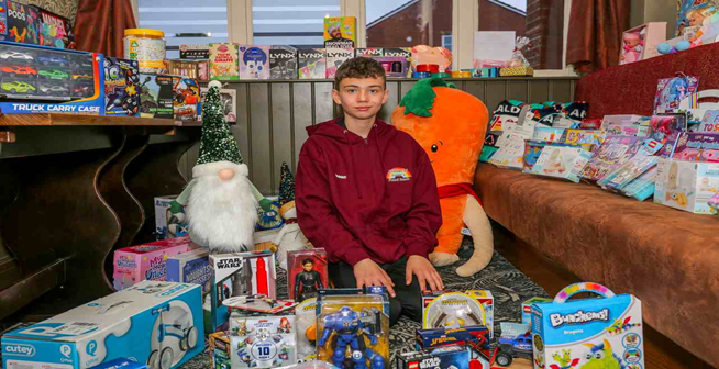 Boy Who Started Food Bank in his Shed Now Opens Holiday ‘Gift Bank’ for Hundreds of Poor Kids